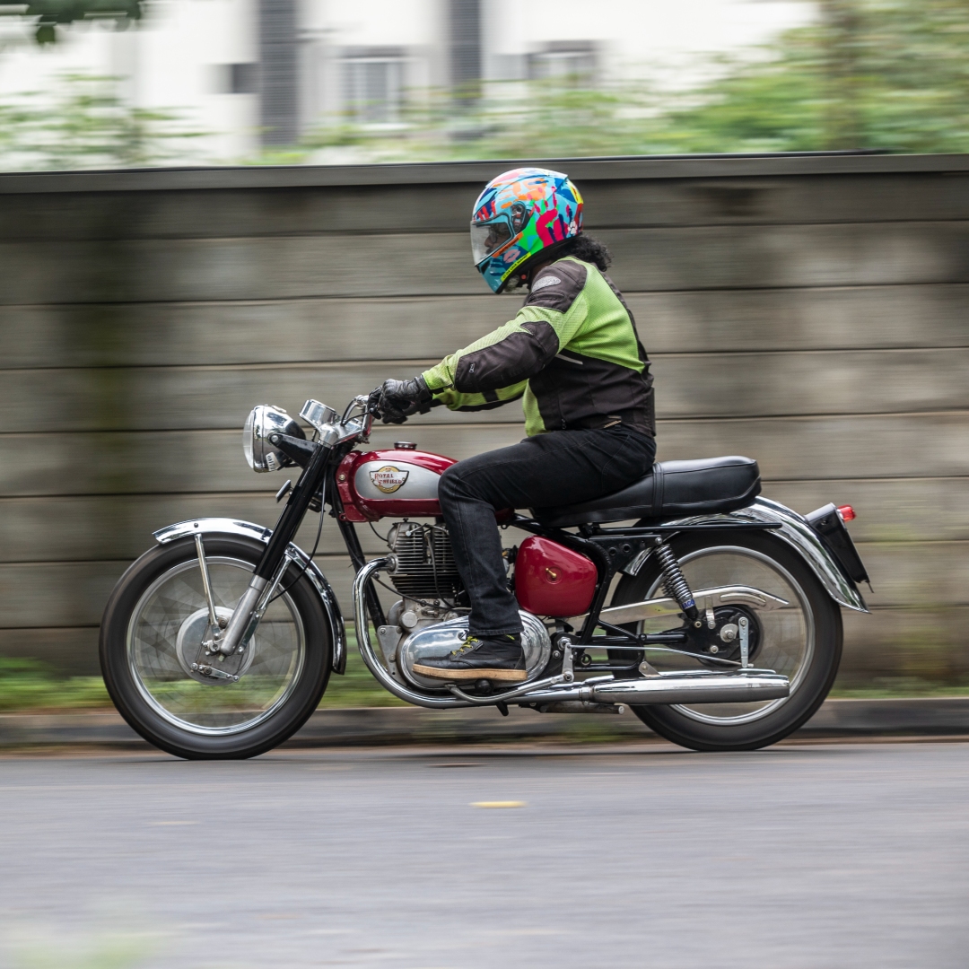 Royal Enfield3