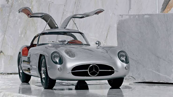 Mercedes B 300 SLR