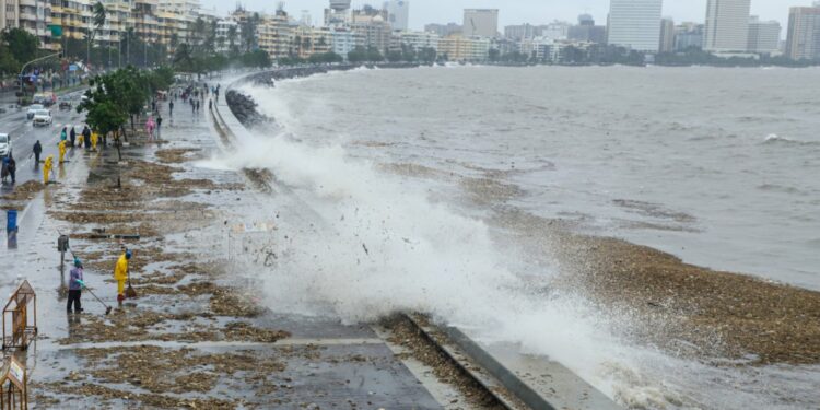 mumbai high tide e1654768579155