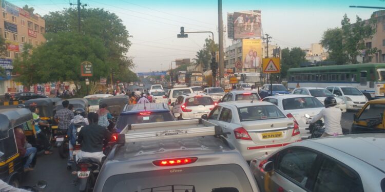 nashik traffic signal e1655137897598