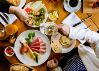 Candle Light Dinner scaled e1662819388477