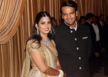 Isha ambani and anand