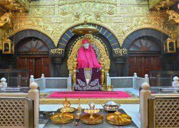 Shirdi Sai baba e1680340813555