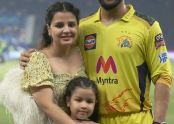 Dhoni Family