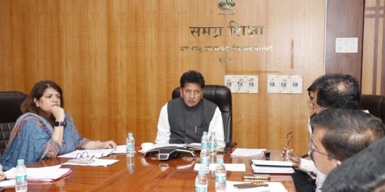 Min Deepak Kesarkar Meeting 2 1140x570 1