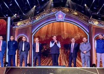 GCDZadnXIAAOU W 750x375 1