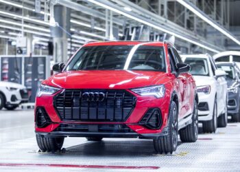 The 250,000th Audi Q3 produced at Audi Hungaria
