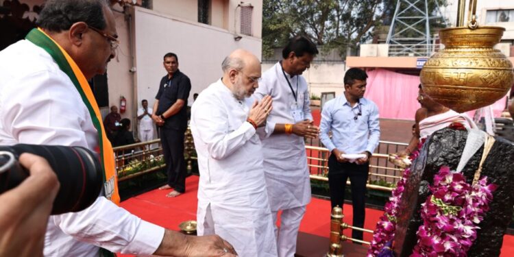 amit shah shani shingnapur 1024x683 1