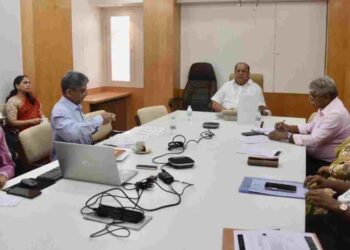 जीबीएस विषाणू प्रादुर्भाव रोखण्यासाठी उपायायोजनांबाबत बैठक 1 1024x554 1