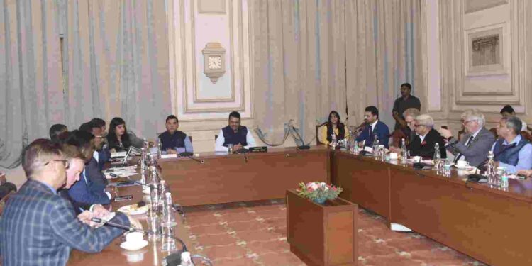 Hon CM@ sweden delegation meet 4