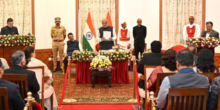 oath as State Chief Information Commissioner 0 41 1024x506 1