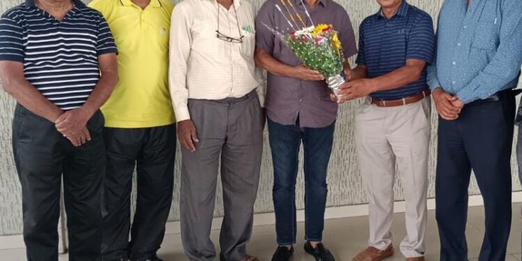 World Olympic Day chief Guest welcome by Nashik Sports Persons 1
