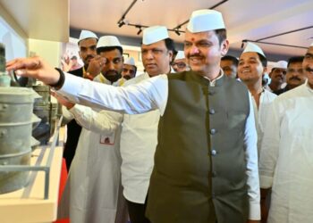 डबेवाला आंतरराष्ट्रीय अनुभव केंद्राचे उद्घाटन 2 1024x682 1 e1755219944348